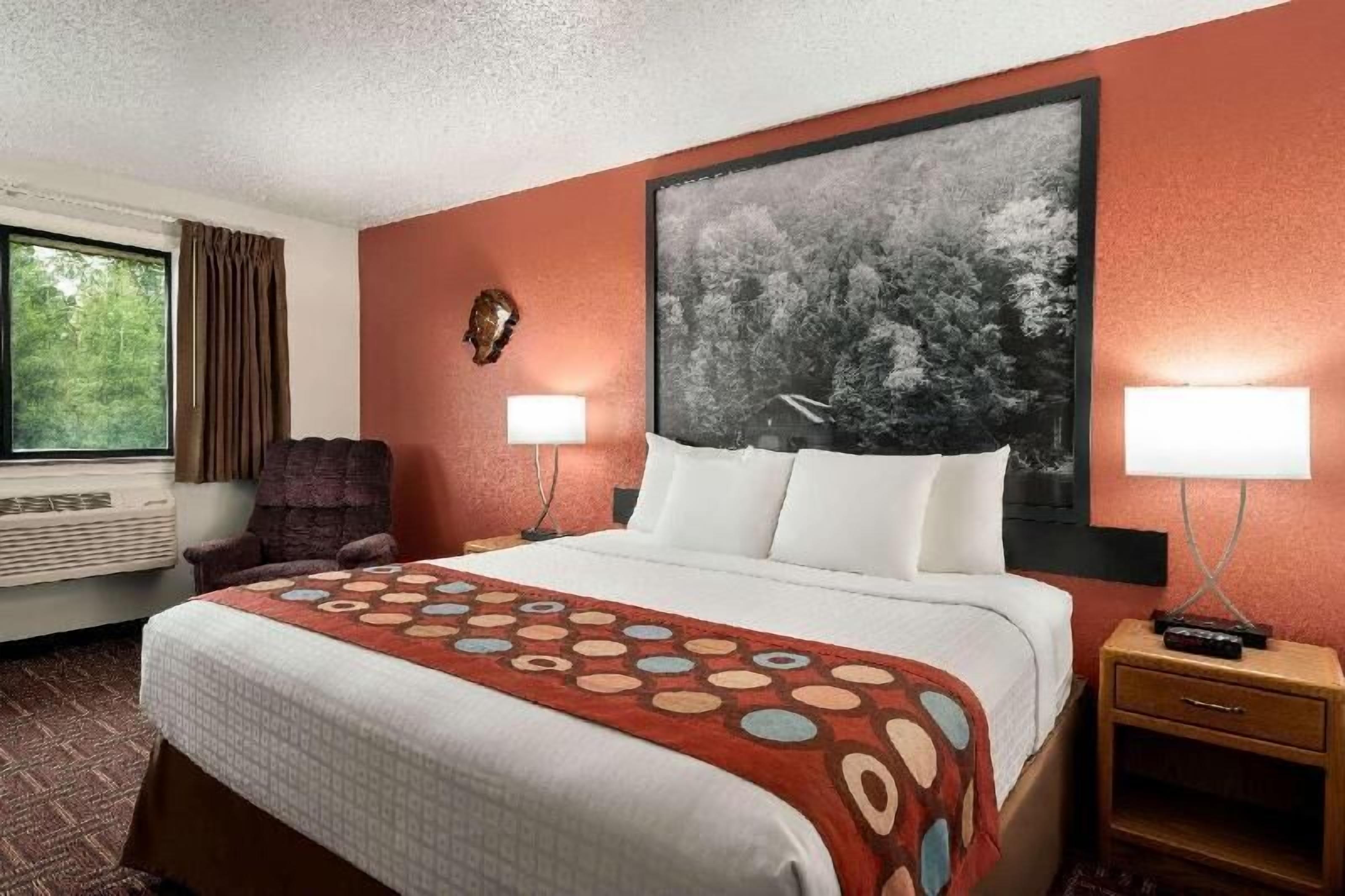 In-room safe, desk, iron/ironing board, free cots/infant beds