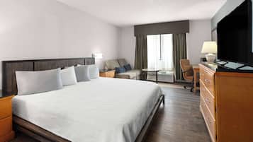 デスク、ベビーベッド (無料)、可動式ベッド、WiFi (無料)