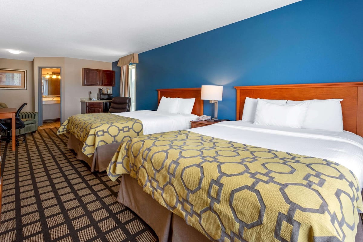 Efficiency, Room, 2 Queen Beds, Non Smoking | Iron/ironing board, free cribs/infant beds, free WiFi, bed sheets