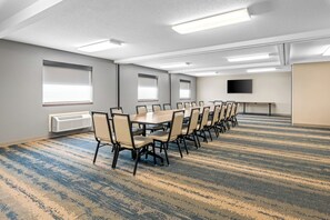 Meeting facility - Super 8 by Wyndham Perham (Perham)