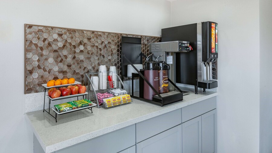 Super 8 by Wyndham Charlottesville