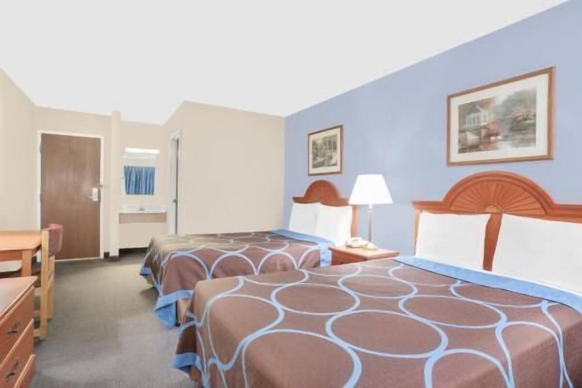 In-room safe, desk, laptop workspace, blackout drapes