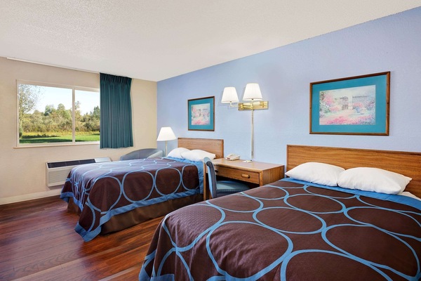 Double Room, 2 Double Beds | Desk, iron/ironing board (on request), cribs (free)