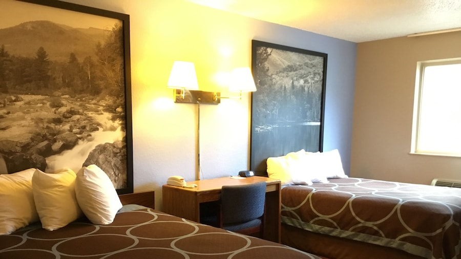 Super 8 by Wyndham Newburgh/West Point Near Stewart Airport