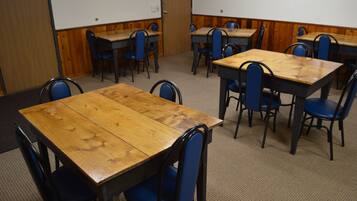 Δωρεάν πρωινό σε πακέτο καθημερινά