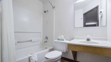 Δωρεάν προϊόντα προσωπικής περιποίησης, πιστολάκι μαλλιών, πετσέτες