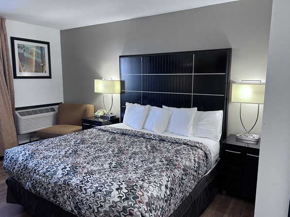 다리미/다리미판, 무료 WiFi, 침대 시트, 알람 시계