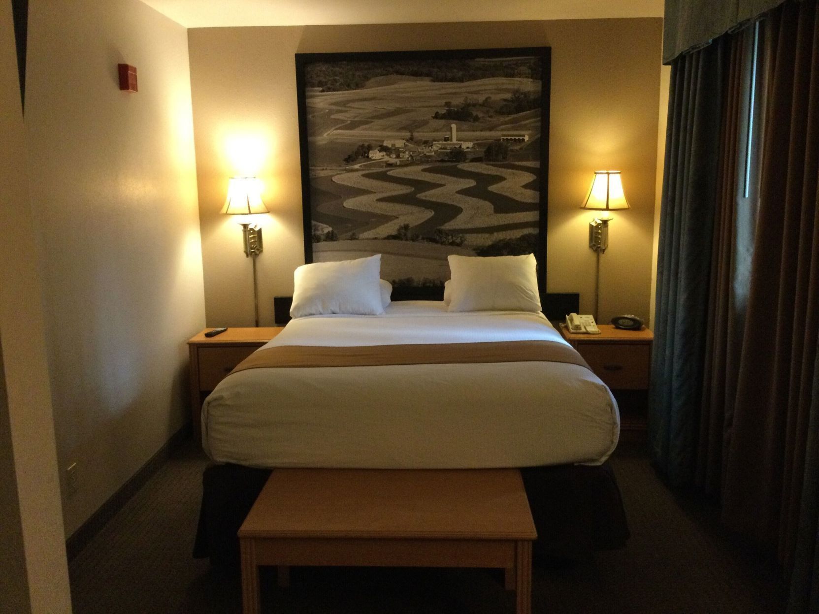In-room safe, individually decorated, individually furnished, desk