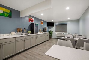 Petit déjeuner à emporter compris tous les jours