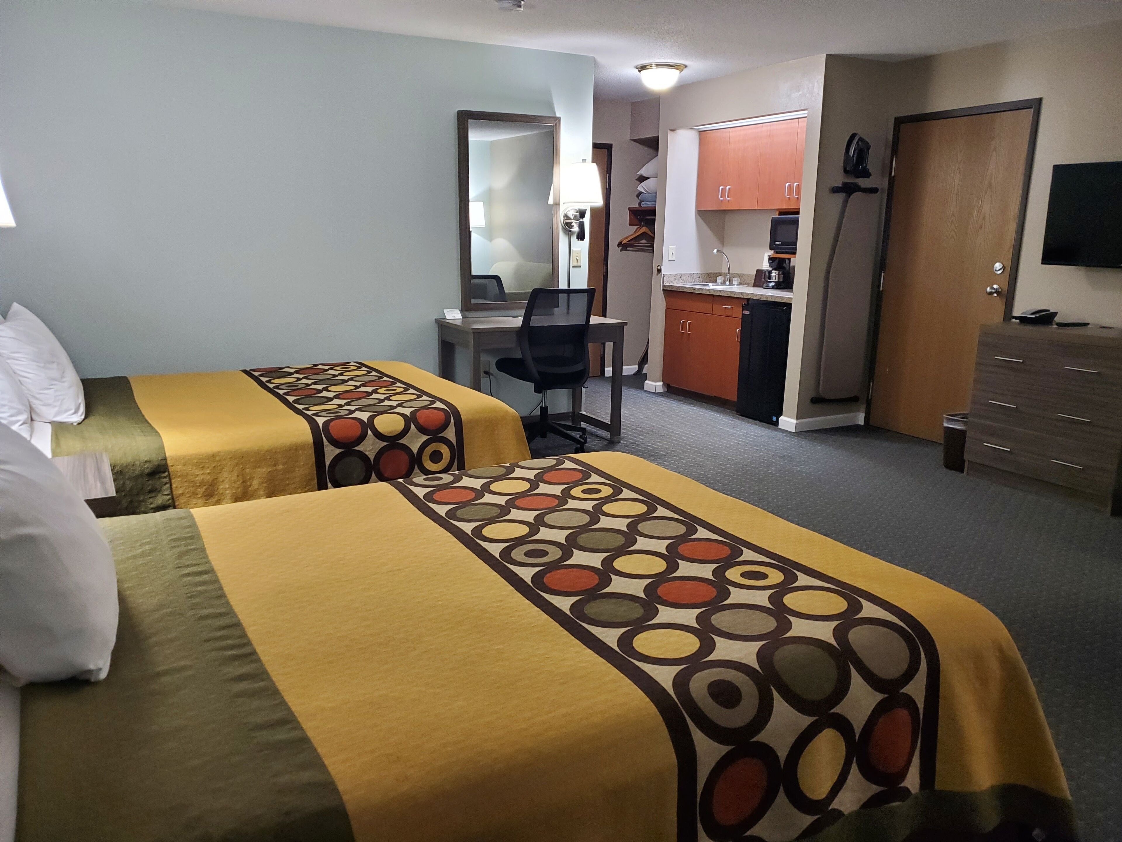 Desk, iron/ironing board, free WiFi, bed sheets