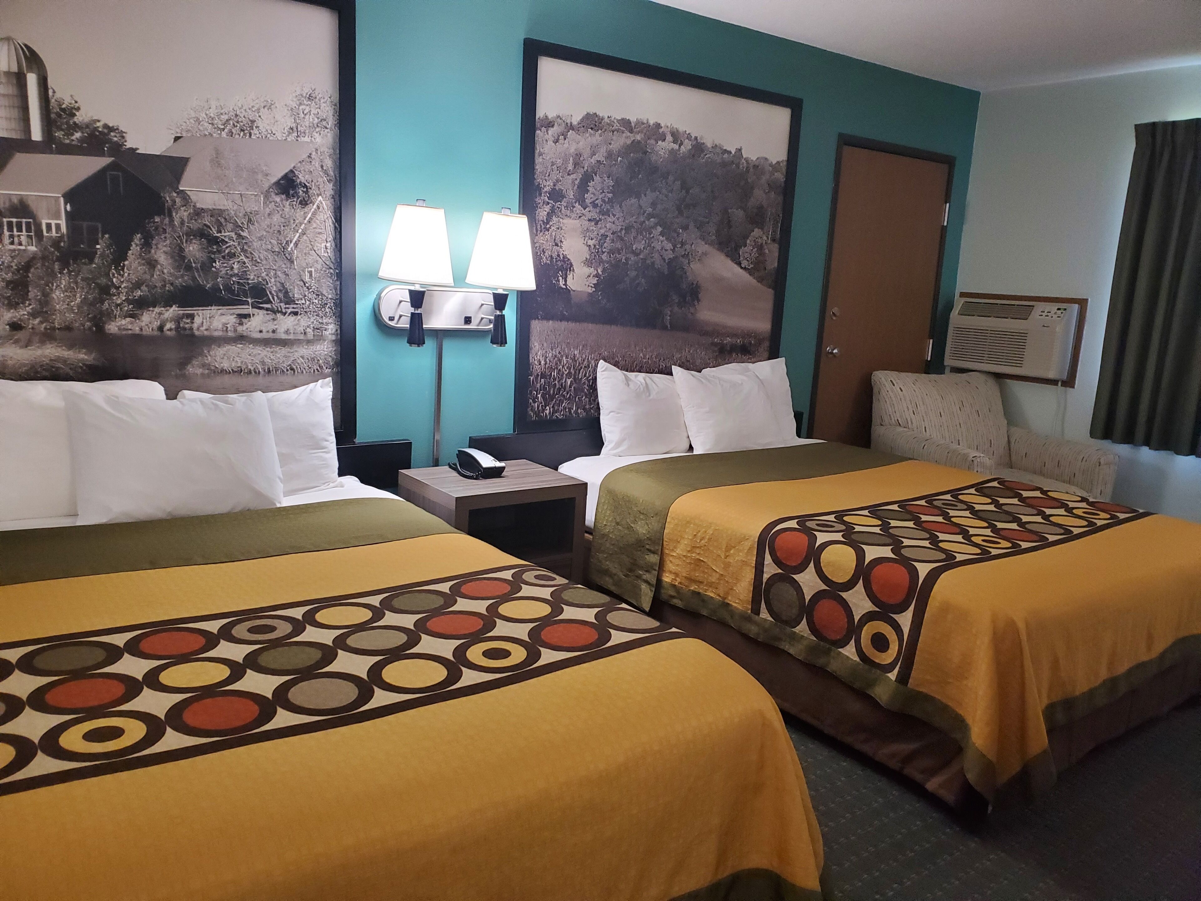 Desk, iron/ironing board, free WiFi, bed sheets