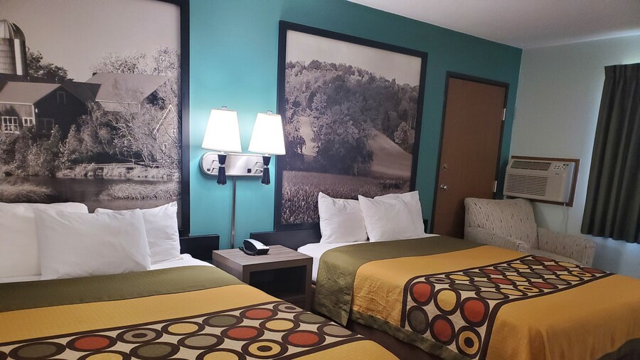 River Hill Inn & Suites