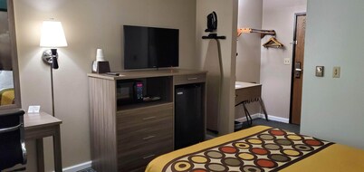 River hill inn & suites