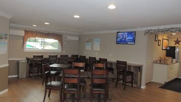 Dagelijks ontbijt voor onderweg inbegrepen