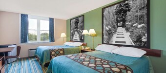 Super 8 by Wyndham Harrisburg Hershey West