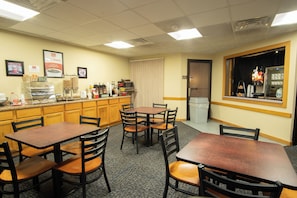 Free daily continental breakfast