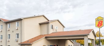 Super 8 by Wyndham Logan