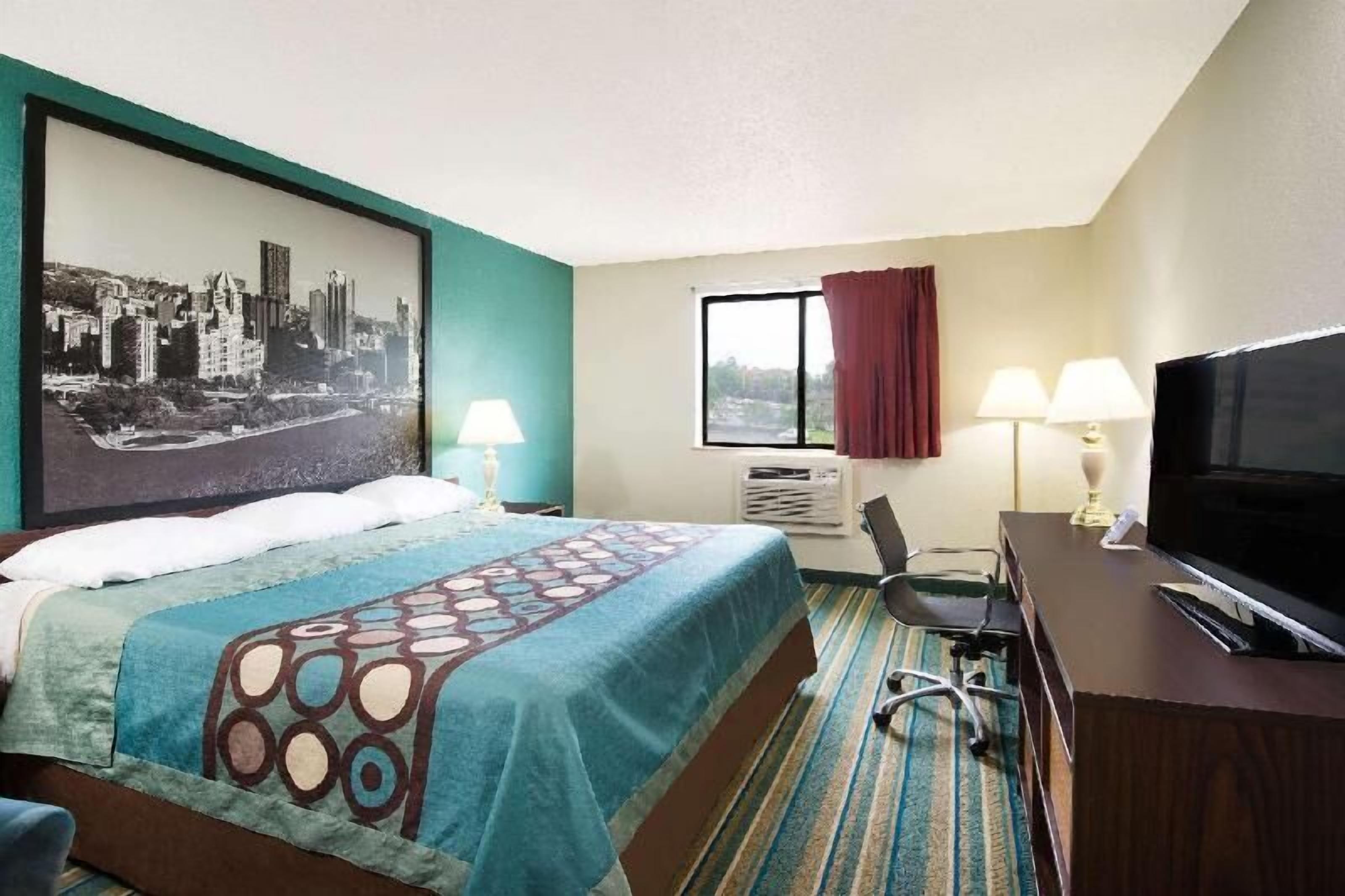 Desk, iron/ironing board, free cots/infant beds, free WiFi