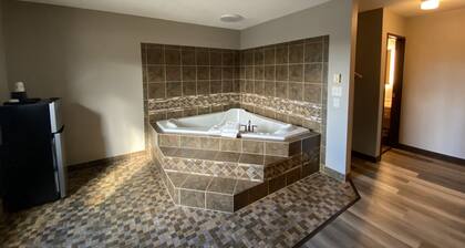 Super 8 by Wyndham Green Bay Near Stadium