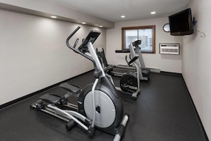 Fitness facility - Super 8 by Wyndham Green Bay Near Stadium (Green Bay)