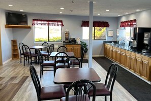 Déjeuner à emporter gratuit tous les jours