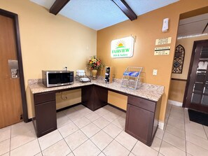 Free daily on-the-go breakfast  - Fairview Inn & Suites Whitewater (Whitewater)