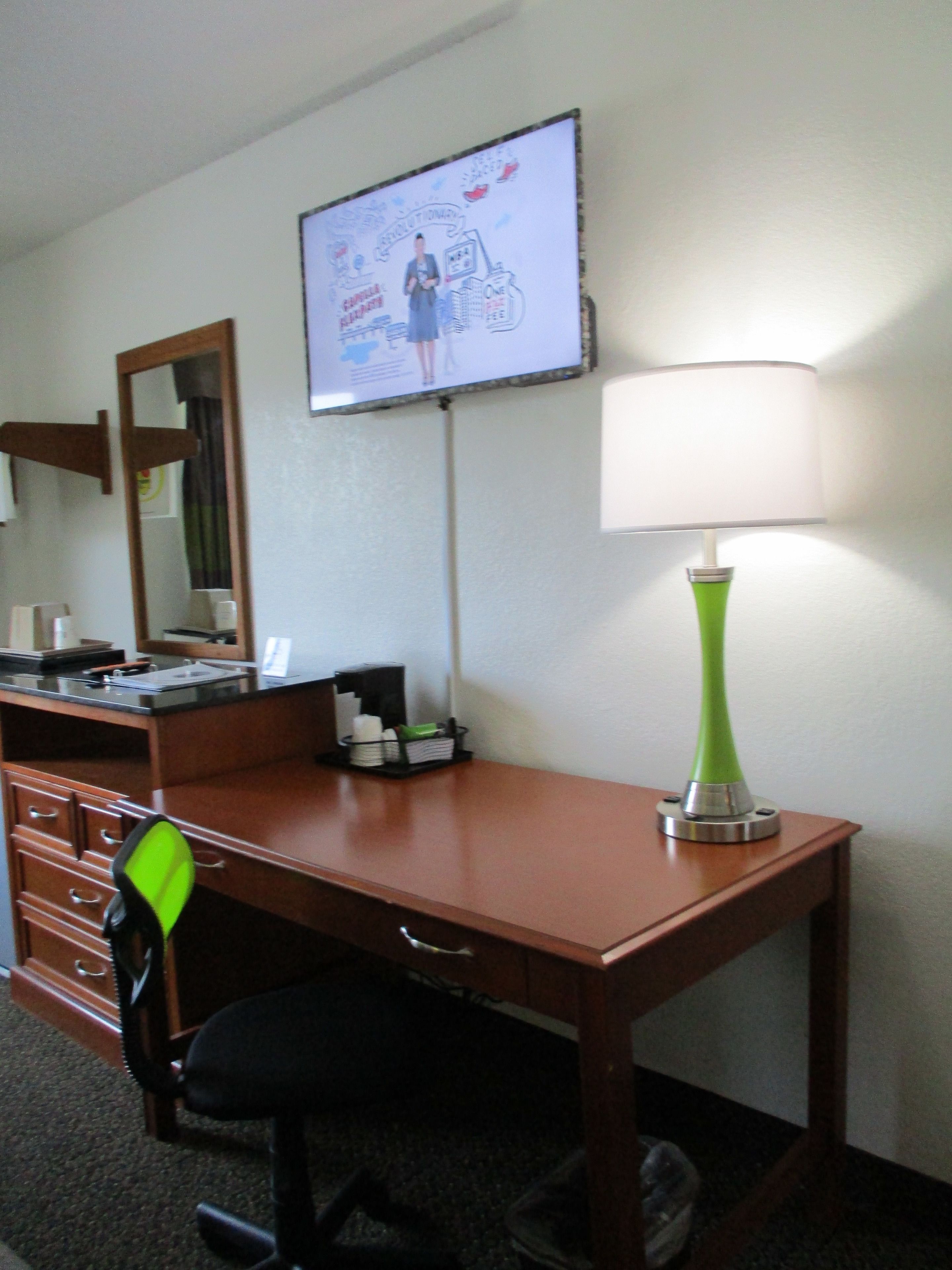 Super 8 by Wyndham Franklin