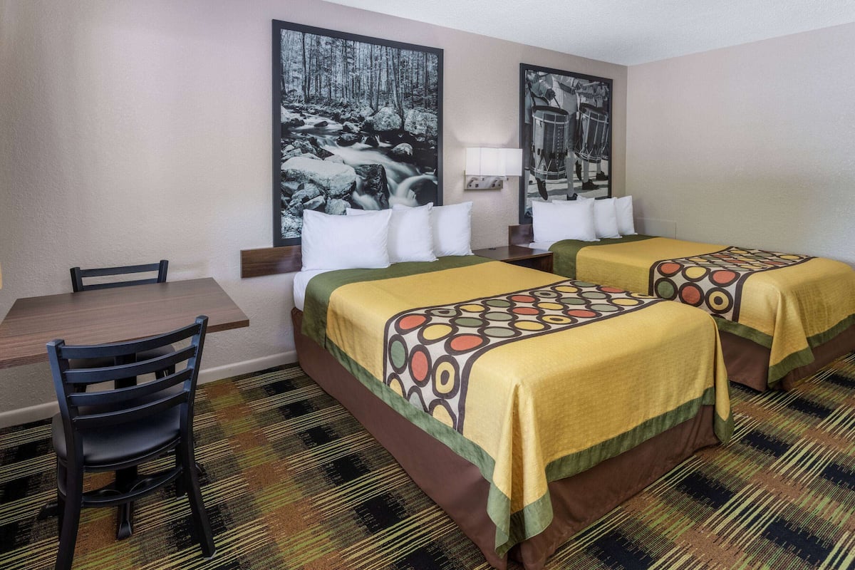 Desk, soundproofing, iron/ironing board, rollaway beds