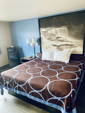 Desk, laptop workspace, iron/ironing board, free cots/infant beds