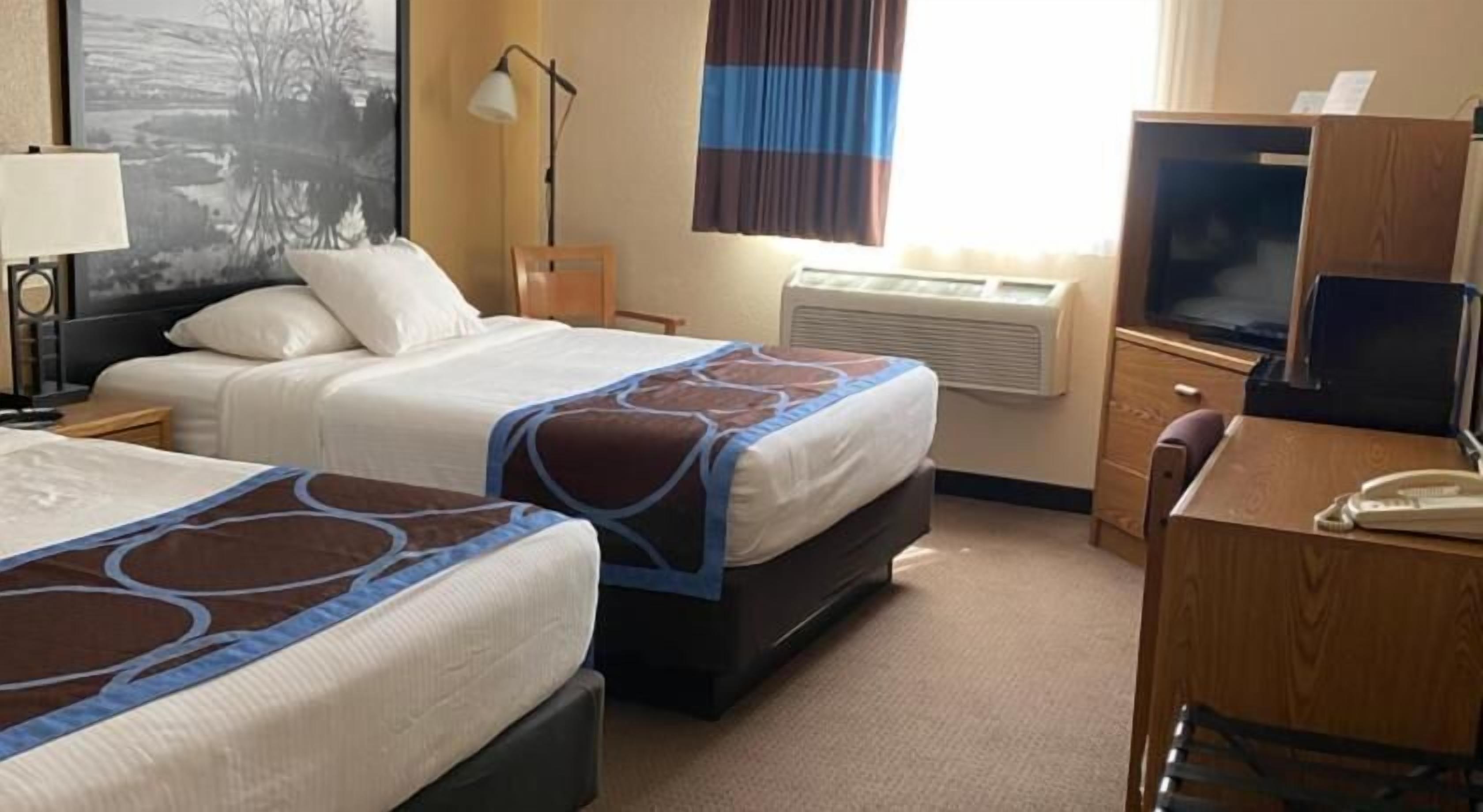 1 bedroom, desk, blackout curtains, free WiFi