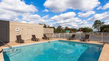 Seasonal outdoor pool