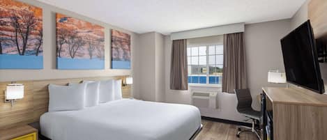 Room, 1 Queen Bed, Non Smoking (Mini Room, Second Floor, No Elevator)