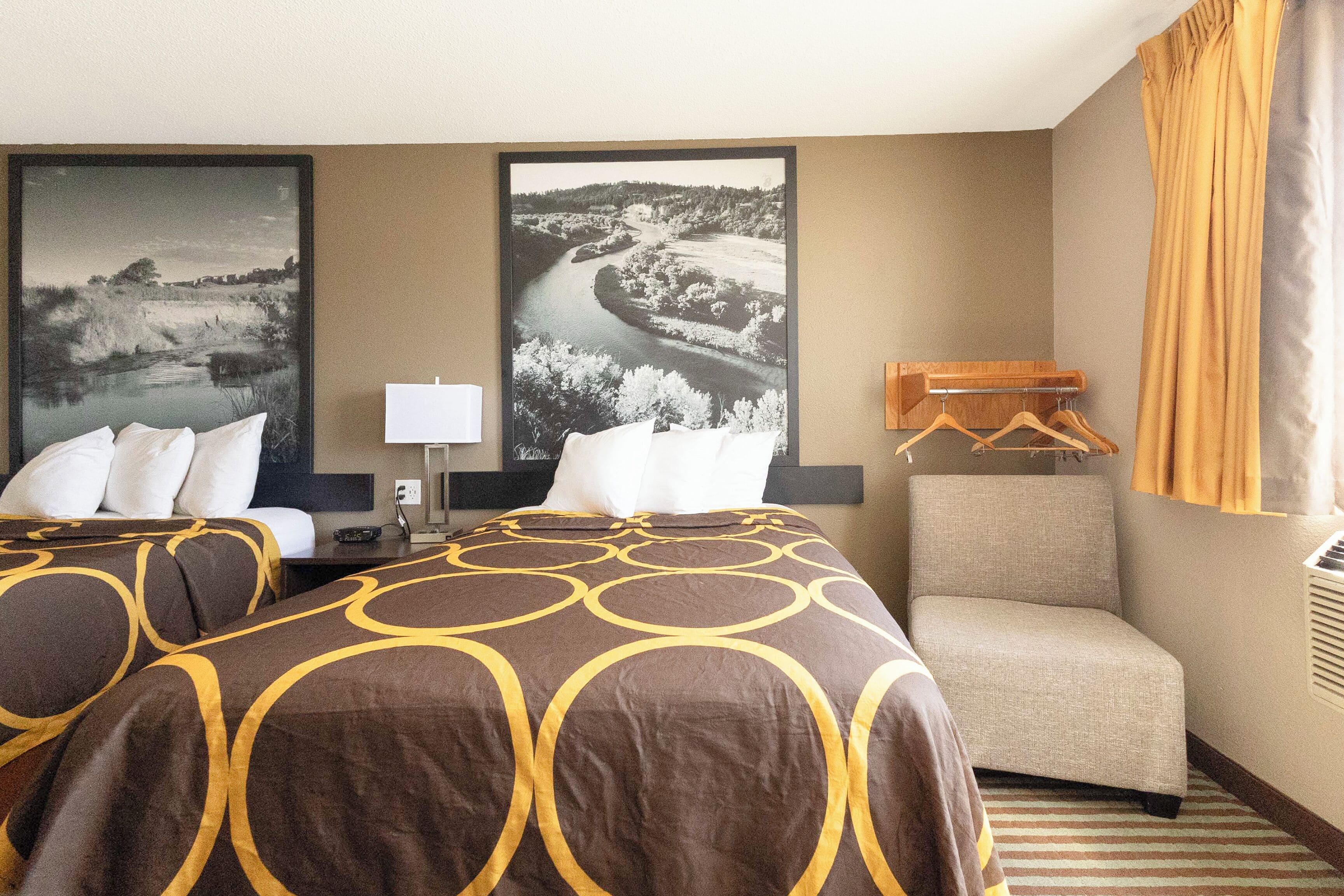 Room, 2 Queen Beds, Mobility Accessible, Non Smoking