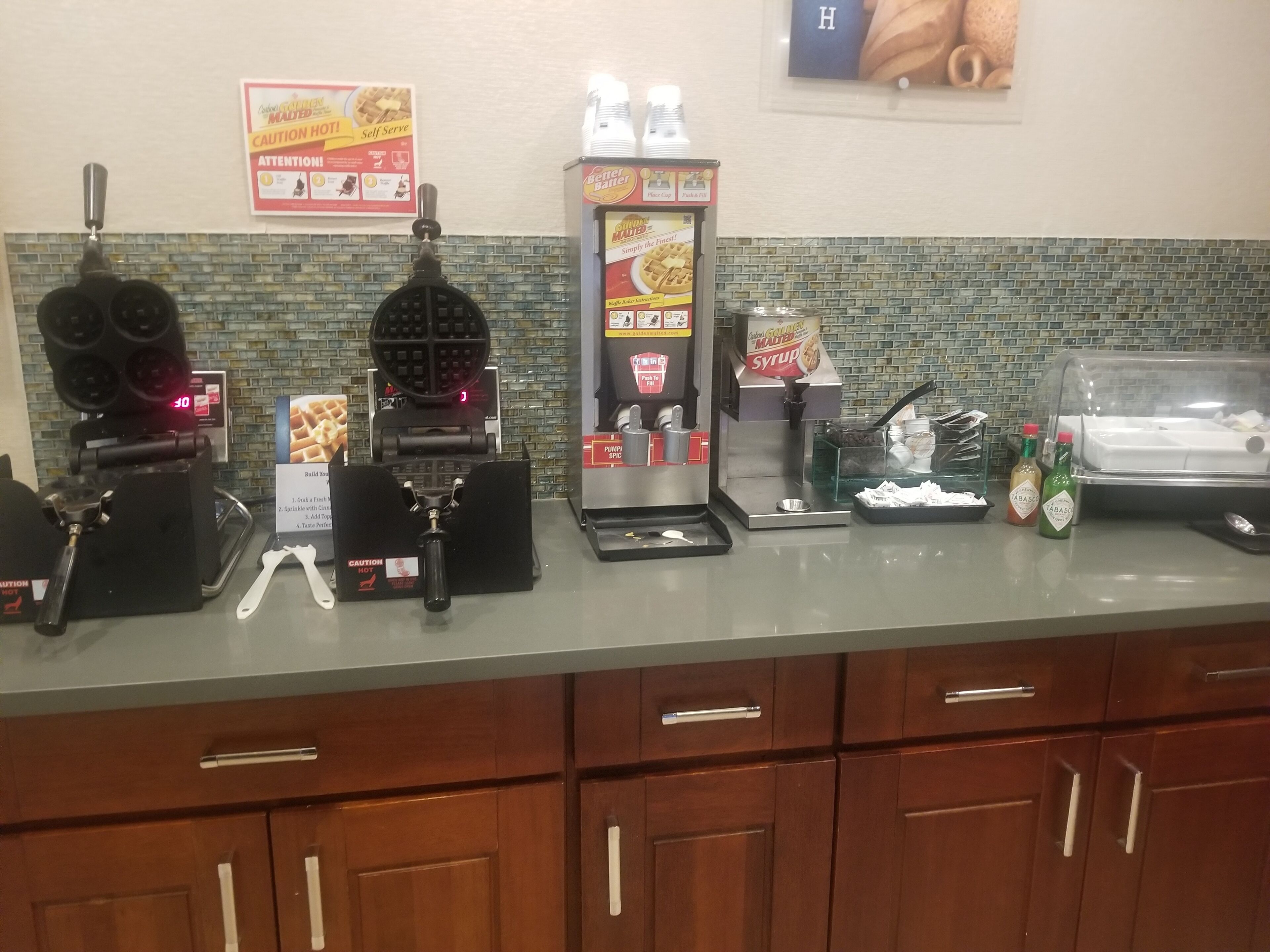 free daily continental breakfast