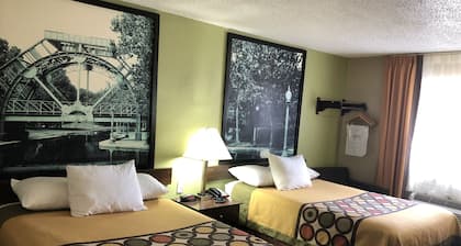 Super 8 by Wyndham Natchitoches