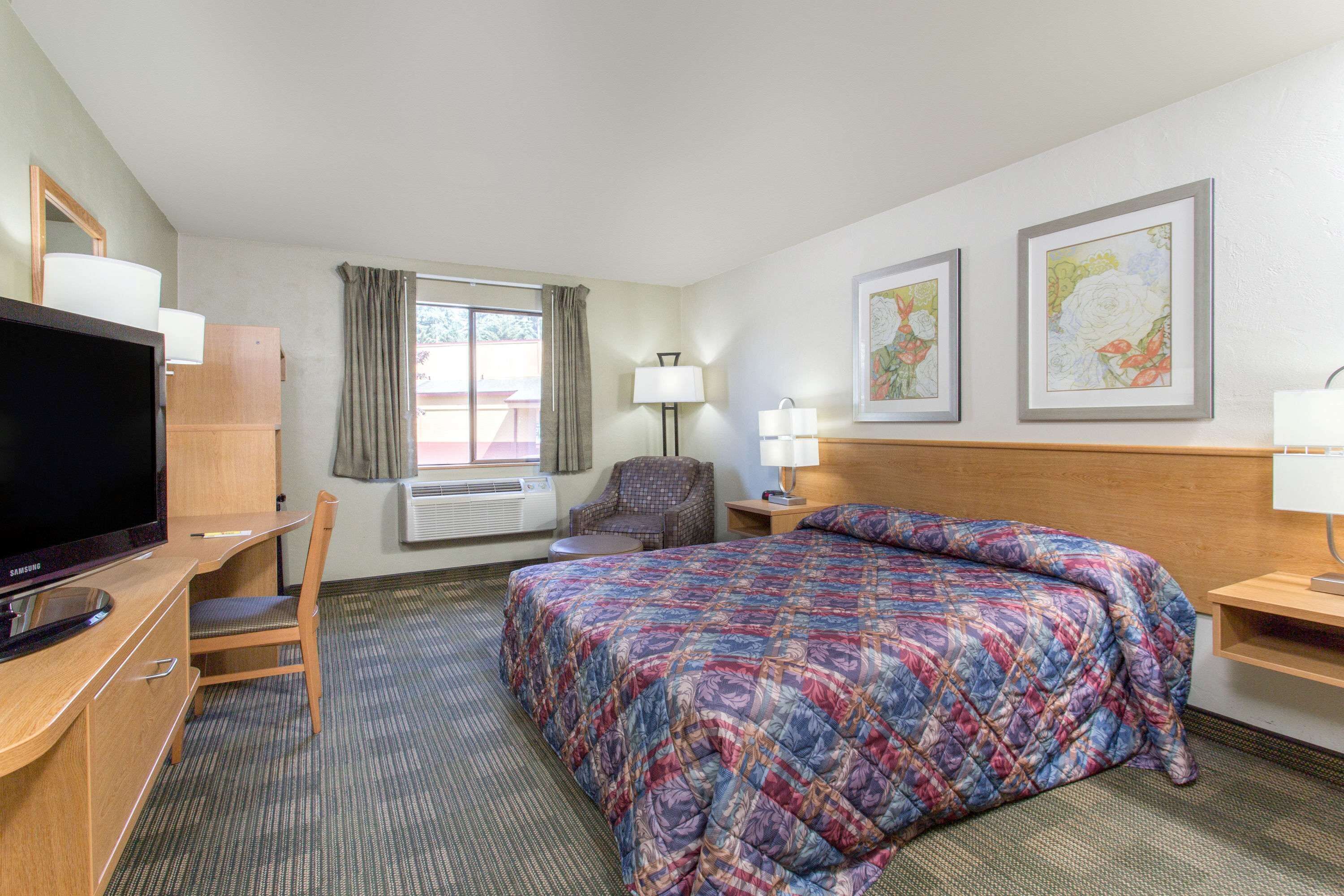 In-room safe, desk, blackout drapes, iron/ironing board