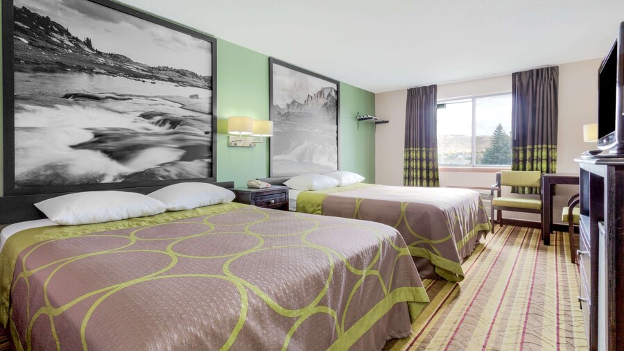 Super 8 by Wyndham Green River