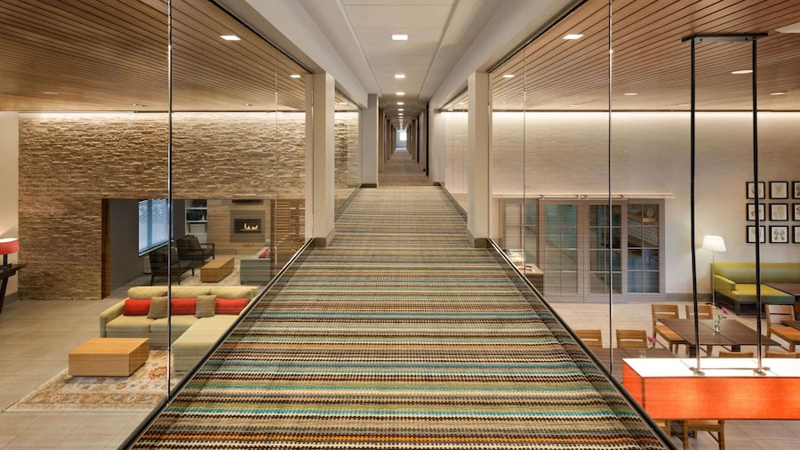 Country Inn & Suites by Radisson, Seattle-Tacoma International Airport, WA