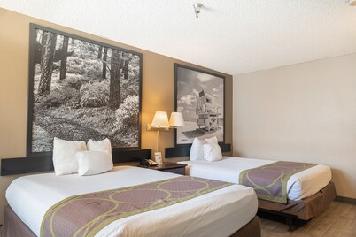 Super 8 by Wyndham Grants