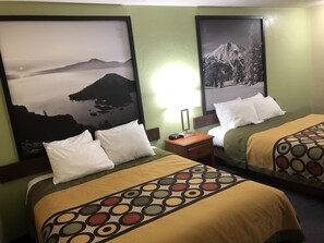 Standard Room, 2 Queen Beds - Super 8 by Wyndham Ashland (Ashland)