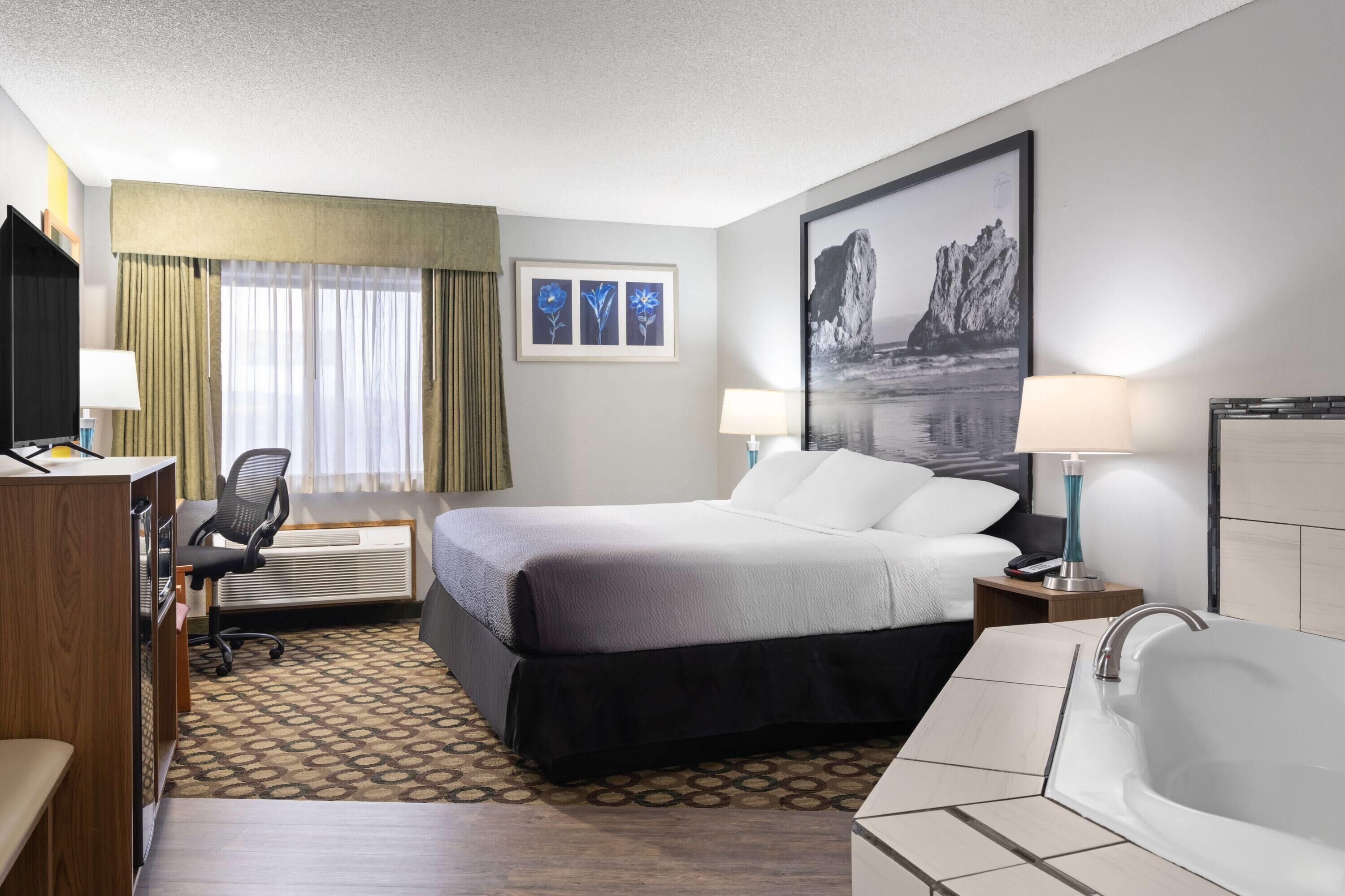 ห้อ งสตูดิโอสวีท, เตียงคิงไซส์ 1 เตียง, ปลอดบุหรี่ | อ่างน้ำวน