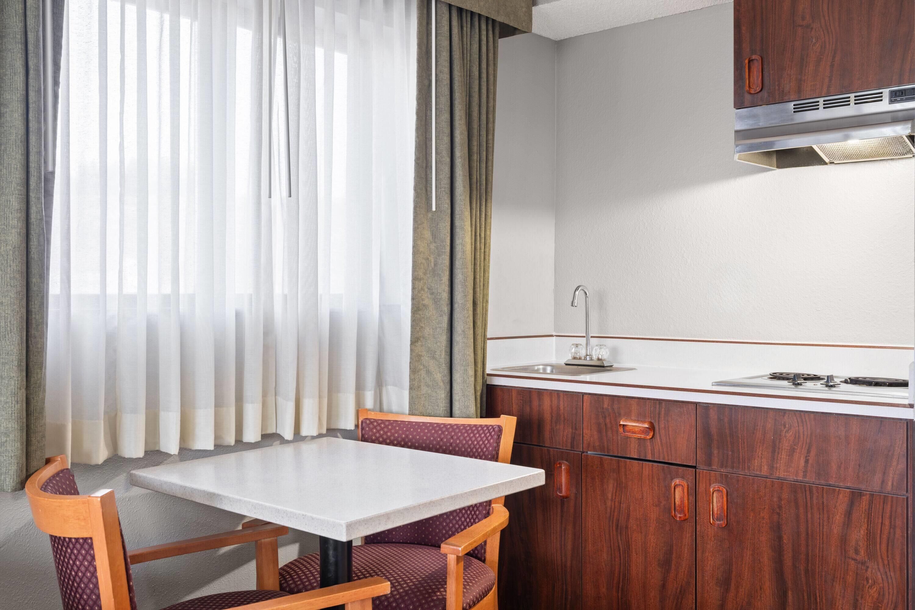 Efficiency, Room, 2 Queen Beds, Non Smoking | Hypo-allergenic bedding, desk, cribs/infant beds, rollaway beds