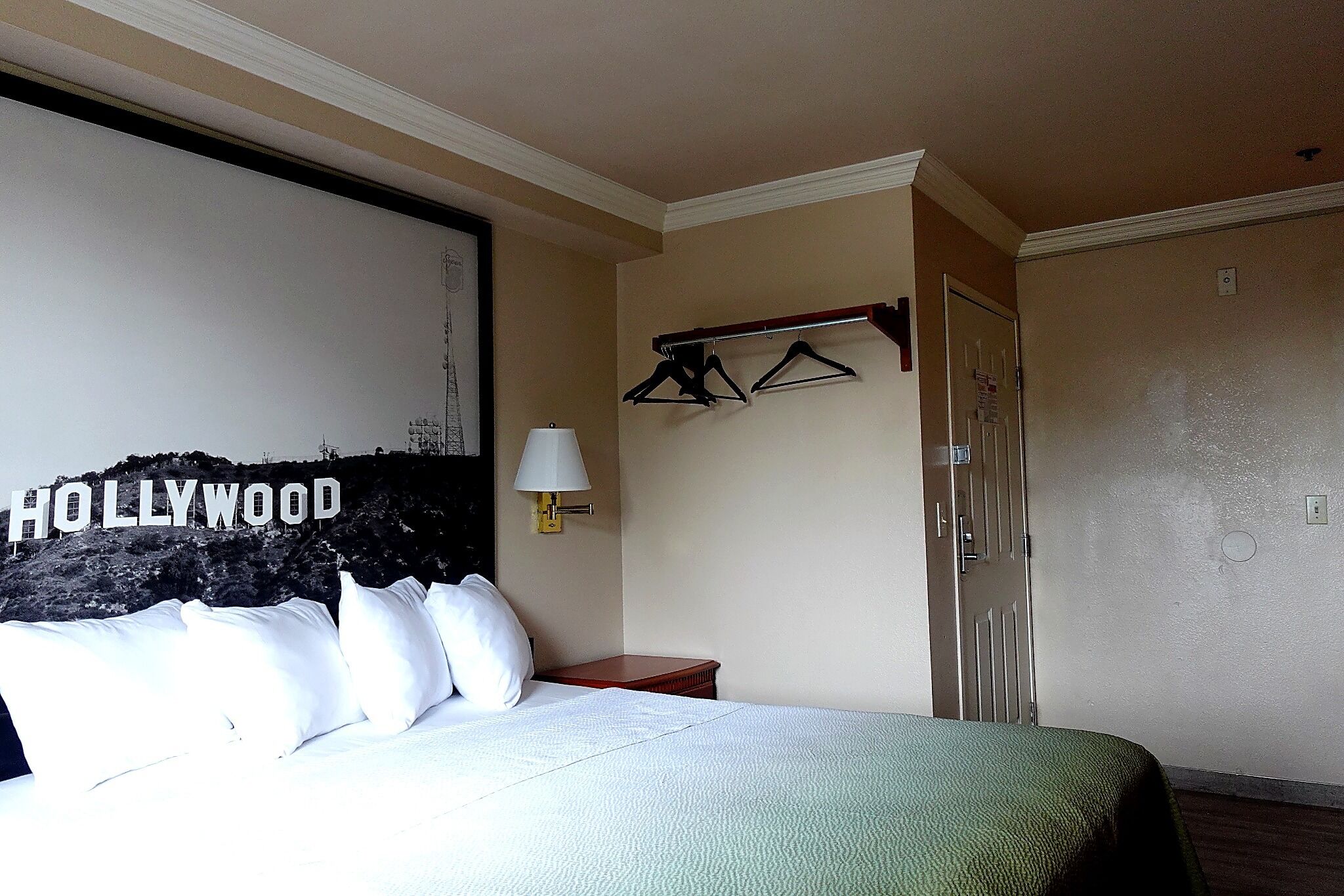 Foto - Super 8 by Wyndham Hollywood/LA Area