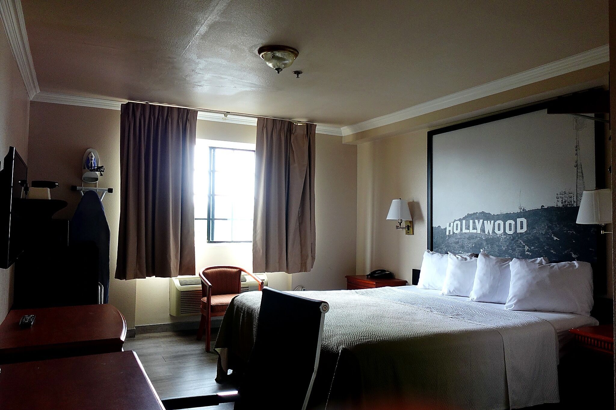Foto - Super 8 by Wyndham Hollywood/LA Area