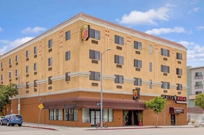 Exterior - The Onyx Hotel Hollywood (Los Angeles)