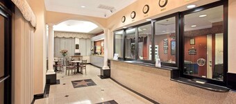 Super 8 by Wyndham Hollywood/LA Area