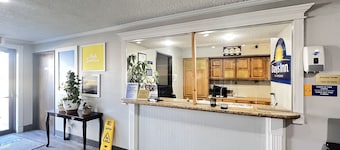 Antelope Inn and Suites