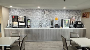 Free daily continental breakfast