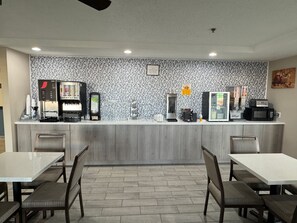 Free daily continental breakfast