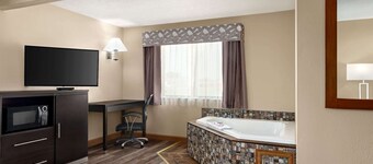 Super 8 by Wyndham Chillicothe